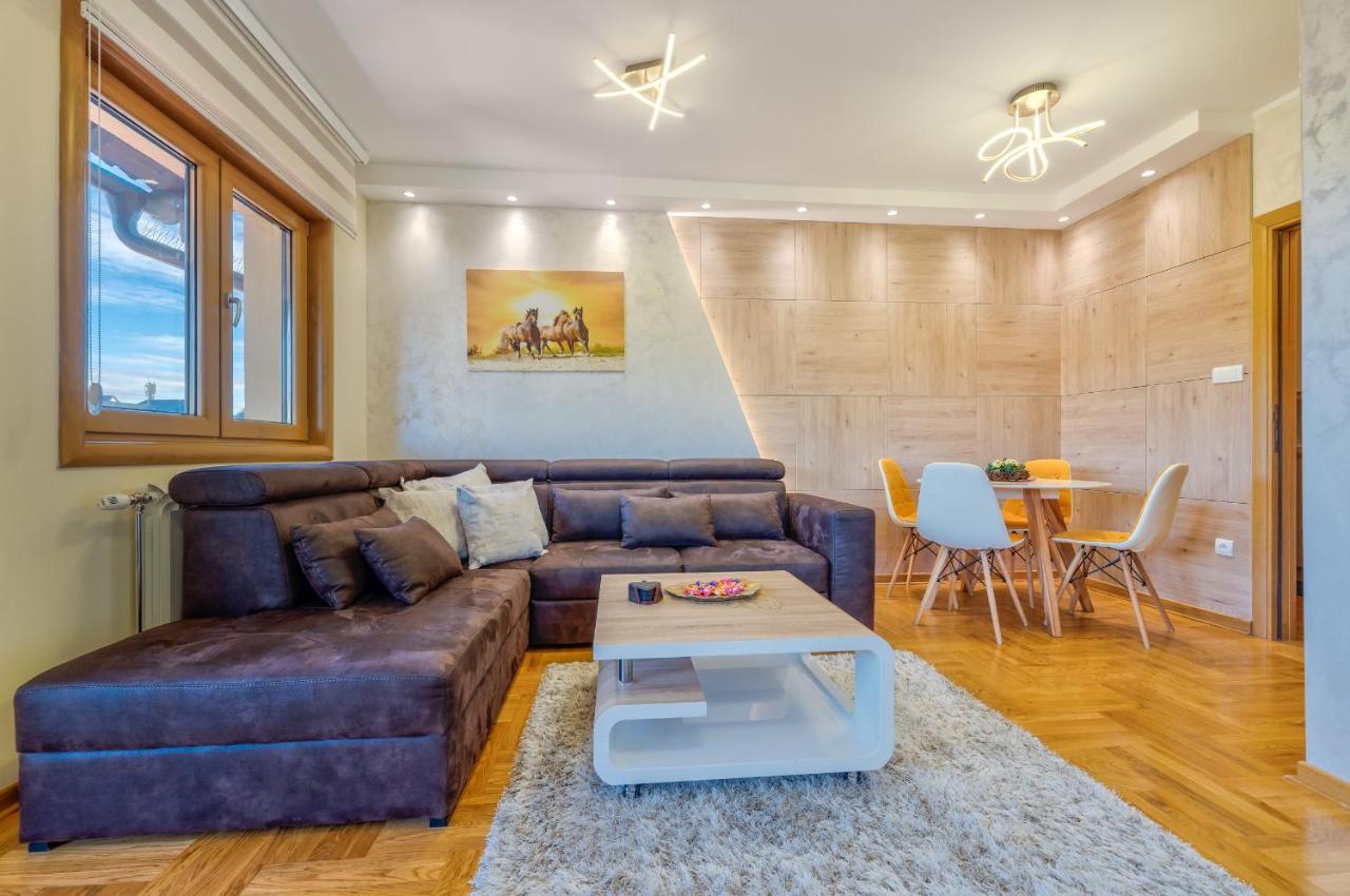 Apartment Papillon 3 ซลาตีบอร์ ภายนอก รูปภาพ